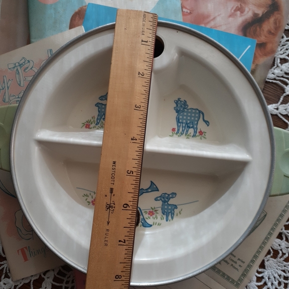 Lot of 1950s baby ephemera and Little Boy Blue warming bowl. - Picture 6 of 16